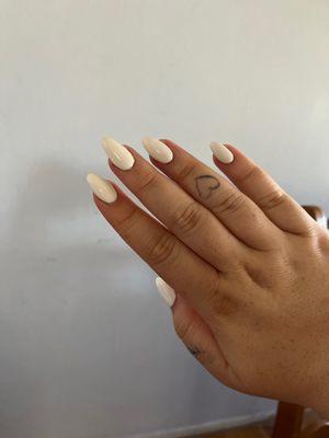 Medium length almond nails with gel $38