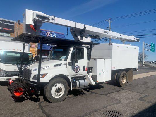 bucket truck repairs