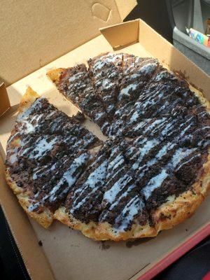 Oreo Brownie pizza