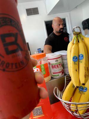 Peanut Butter Banana Protein Shake + gym bartender