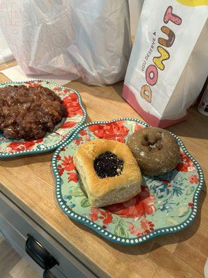 Apple fritter, poppy seed kolache & blueberry cake donut