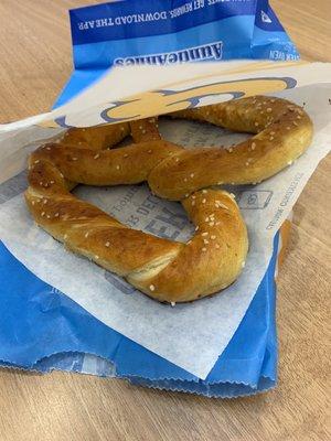 Classic pretzel