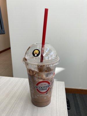 Almond Joy iced latte - medium