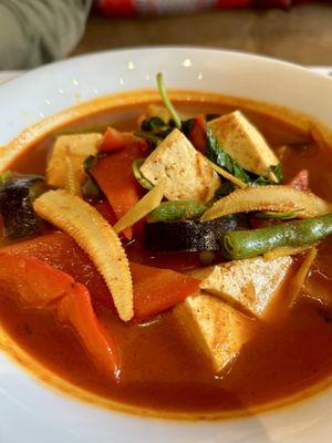 Jungle curry with tofu