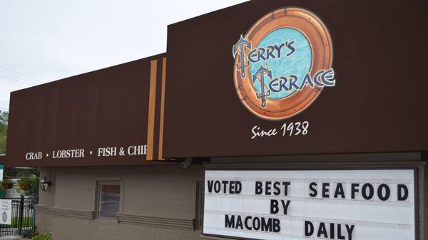 Terry's Terrace Voted Best Seafood 2015 and 2016