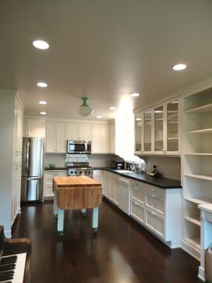 Vintage Black & White Kitchen