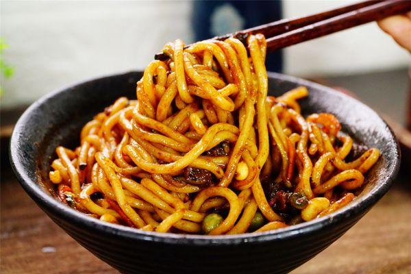 zha jiang noodles