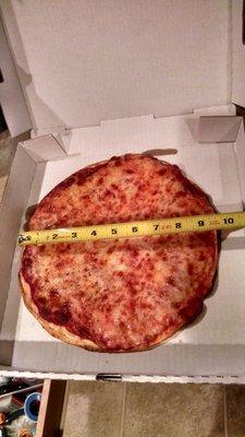 "12 inch" pizza. What a jip.