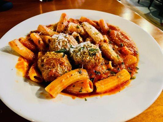 Rigatoni and meatballs. Delicious!!!