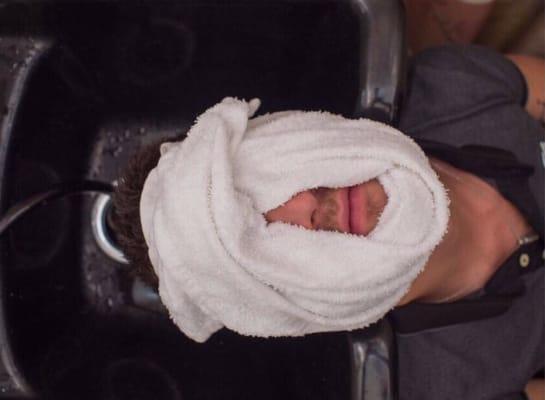 On our classic haircuts we finish off with the warm towel. Just like spa.