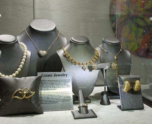 Zemil Jewelers provides appraisals for many items, including fine jewelry, diamonds, gemstones, watches and more.