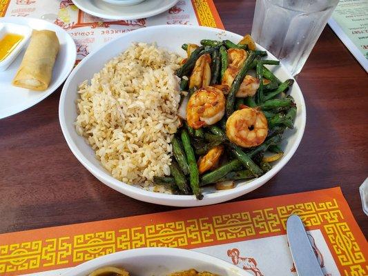 Shrimp with green beans