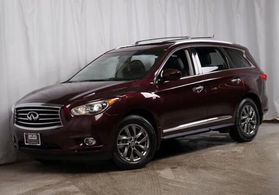 The 2015 QX60 in midnight garnet is so beautiful!