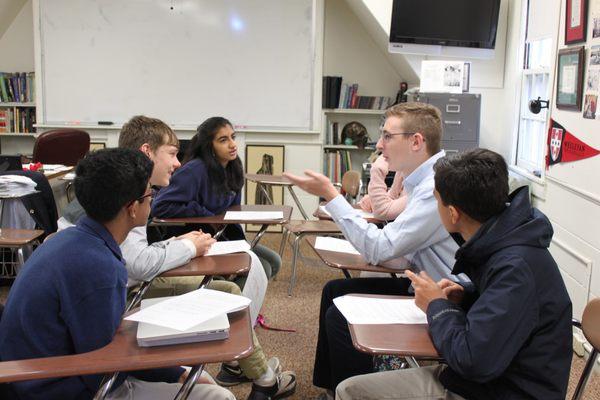 Kingswood Oxford's small class sizes allow students to dig deep into the material and to engage in meaningful discussions.