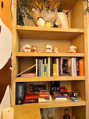 Board games & books shelf