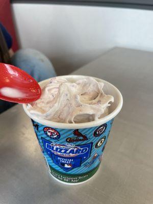 Cotton candy mini blizzard