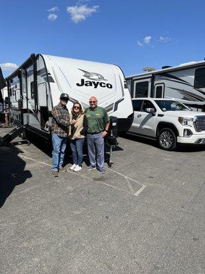 Another happy camper. Congratulations Sally & Israel on your new 2022 Jayco Jayfeather 24RL.