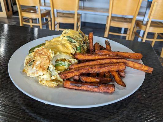 Chicken fajita omelette sweet potato fries