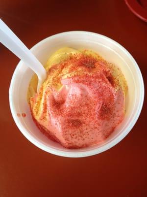 Strawberry lemon w sprinkles!! Best custard ever!!