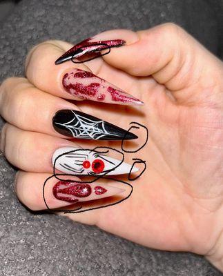 Custom Nails and Spa