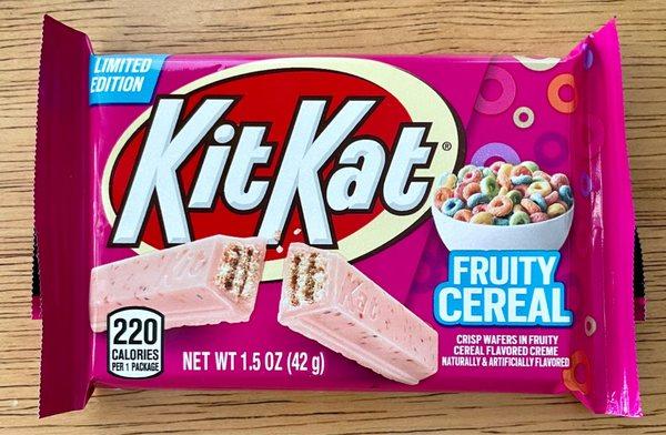 (*‿*) Let's have a little fun #KitKat fans. Introducing Limited Edition #FruityCereal. Impulse buy @#Walgreens #noveltycandy