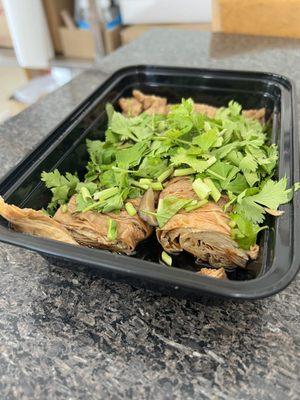 Braised Tofu-skin Mushroom with Cilantro. Excellent!