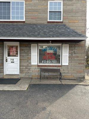 Ingomar Shoe Repair