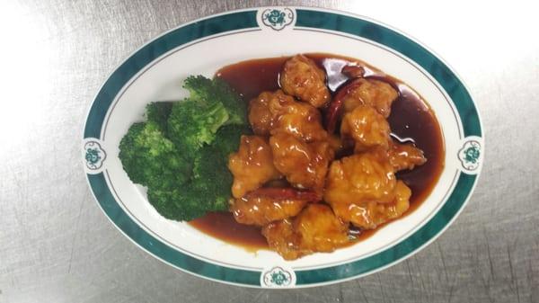 Spicy General Tsu's with extra spice and extra broccoli, comfort food for the small blizzard outside.