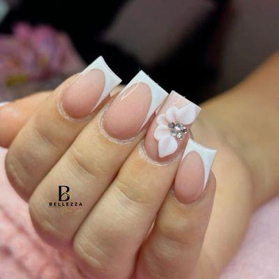 Nail salon in Oviedo, Florida