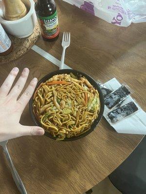 Chicken Lo Mein