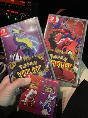 Pokémon Scarlet and Violet. And the preorder bonus pins!