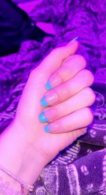 nails