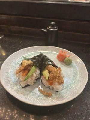 Softshell crab hand roll