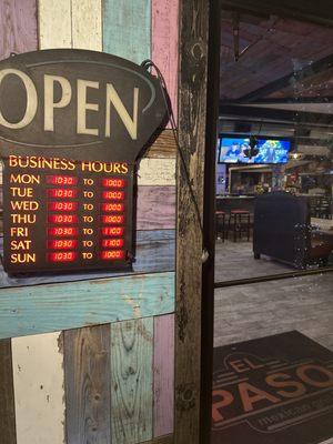 El Paso Mexican Restaurant, New Iberia, LA - Hours of business.