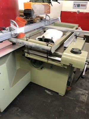 Sliding Table Saw