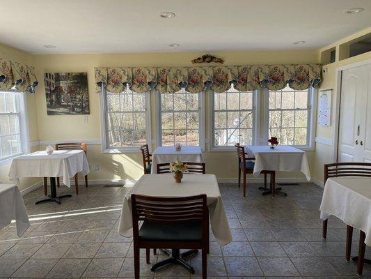 Resident Style Dining Room