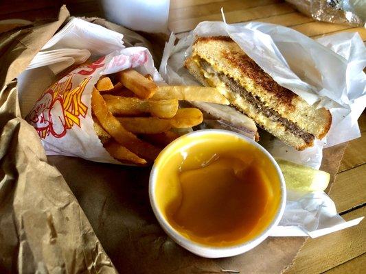 Cheese fries & a patty melt