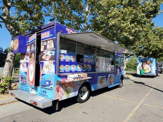 Food truck at Santa Clara 4th of July Celebration