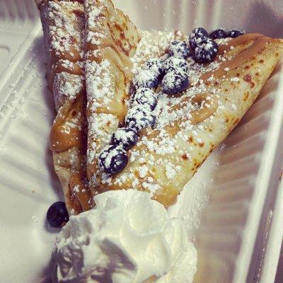 The Cosmic Blue Crepe

Light butter, cinnamon sugar, bananas, honey, PB drizzle, and blueberries.