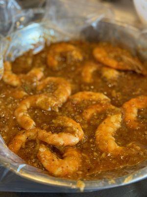 Head on Shrimp mix it up, hot