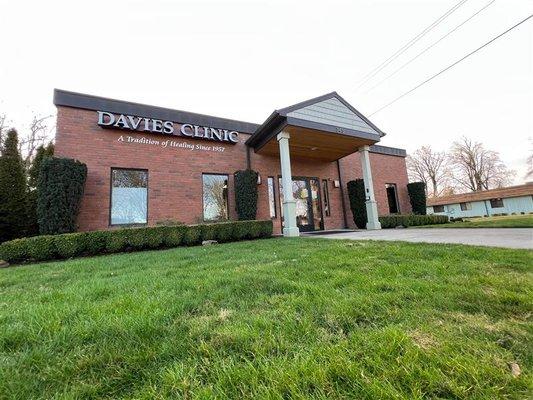 Davis clinic exterior