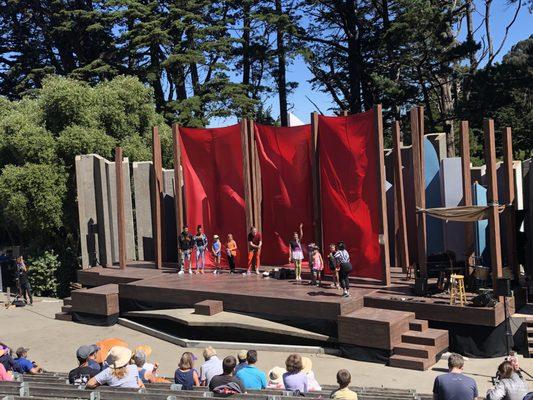 Jerry Garcia Amphitheatre pre show.