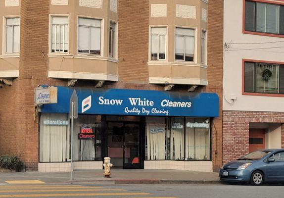 Snow White Cleaners