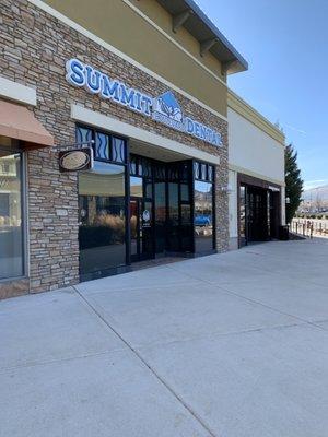 Summit Boulevard Dental