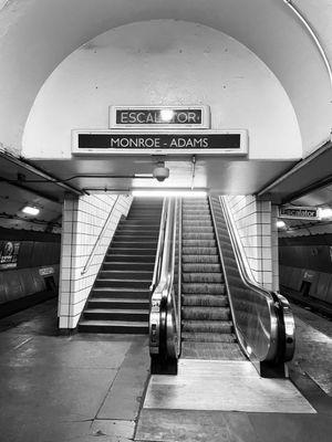 CTA Monroe - Red Line Station