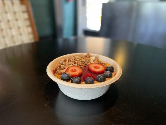 Acai bowl with peanut butter (#2)