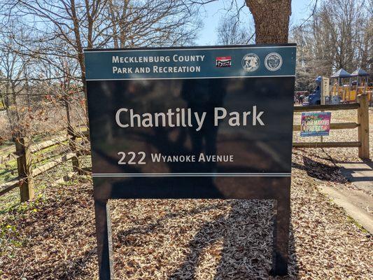 Entrance to Chantilly Park, Charlotte