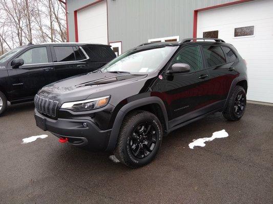 Cherokee Trailhawk... A big, but good, change from the Charger and so much better than the Cherokee Sport I had in 2000.