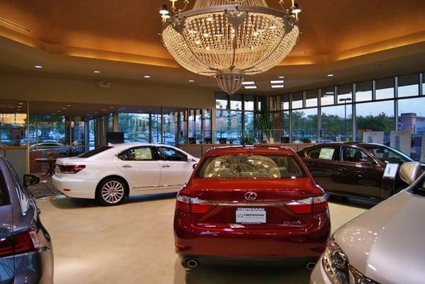 Germain Lexus of Easton Showroom