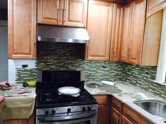 Glass tile backsplash